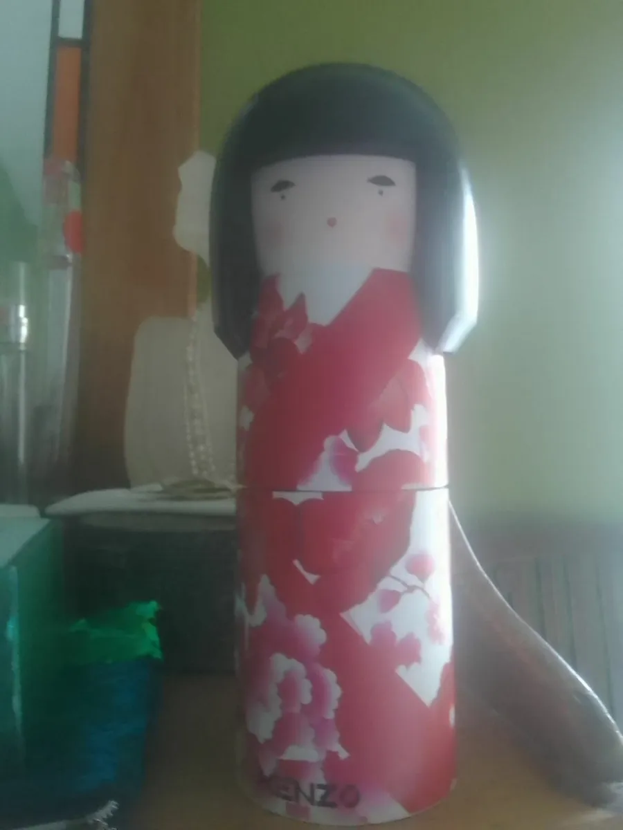 KENZO LARGE WOODEN JAPANESE DOLL ORNAMENT NEW - Image 4