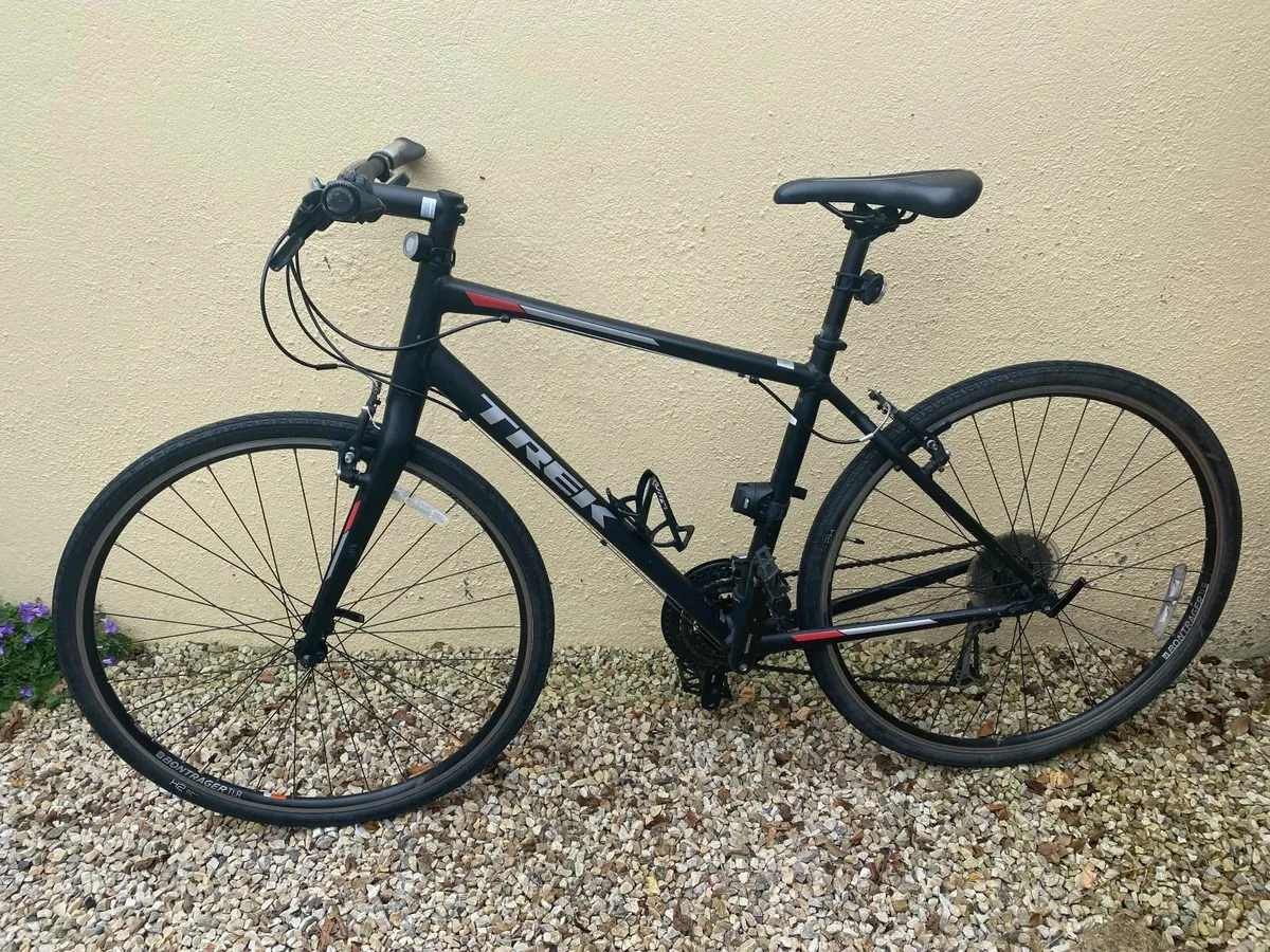 Ladies Hybrid Bike - Image 1