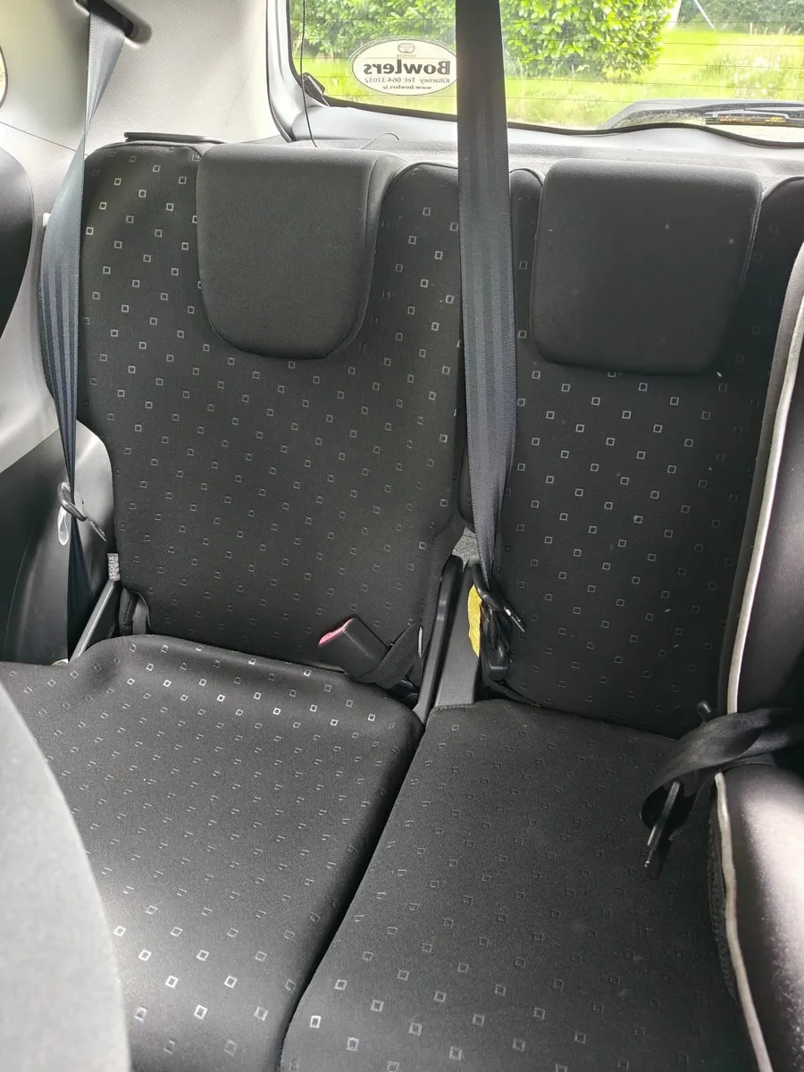 Toyota Yaris 2008 - Image 4