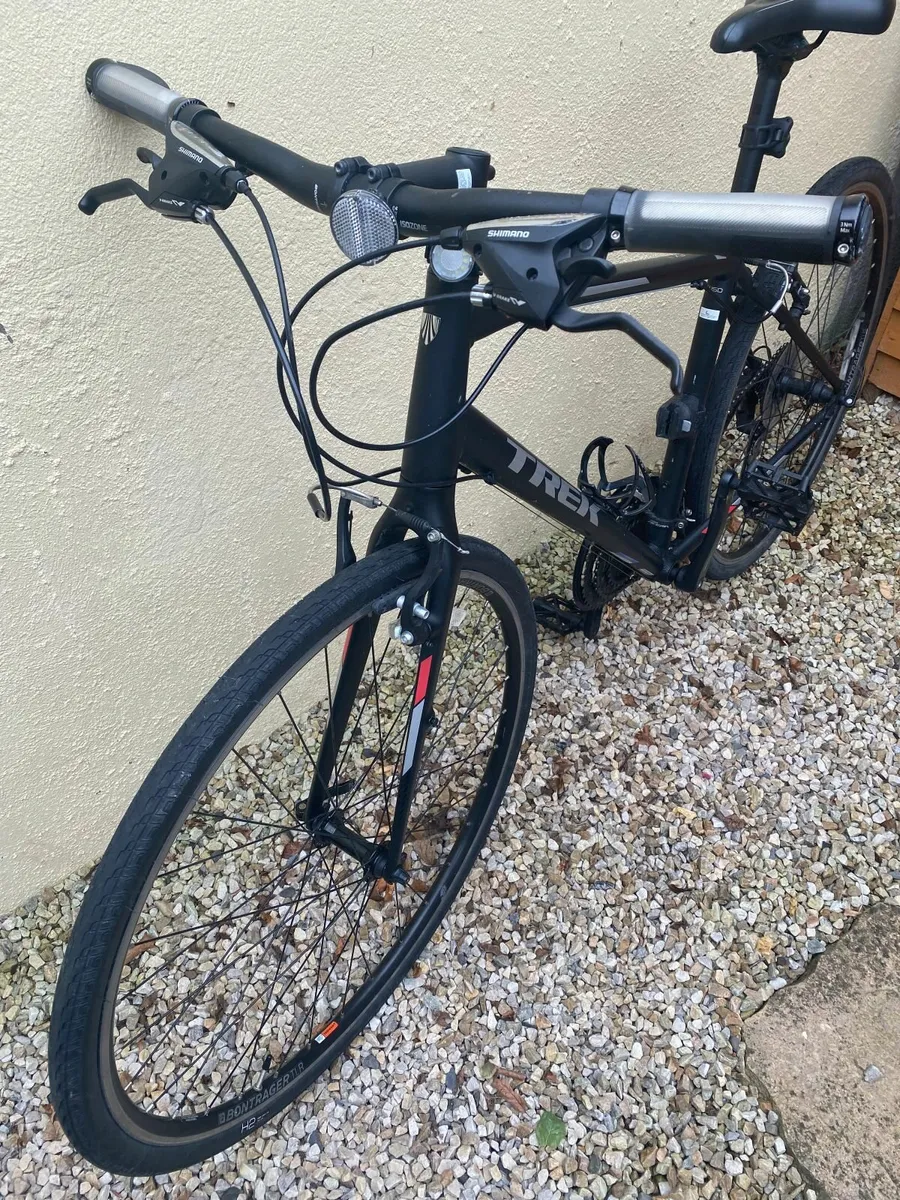 Ladies Hybrid Bike - Image 3