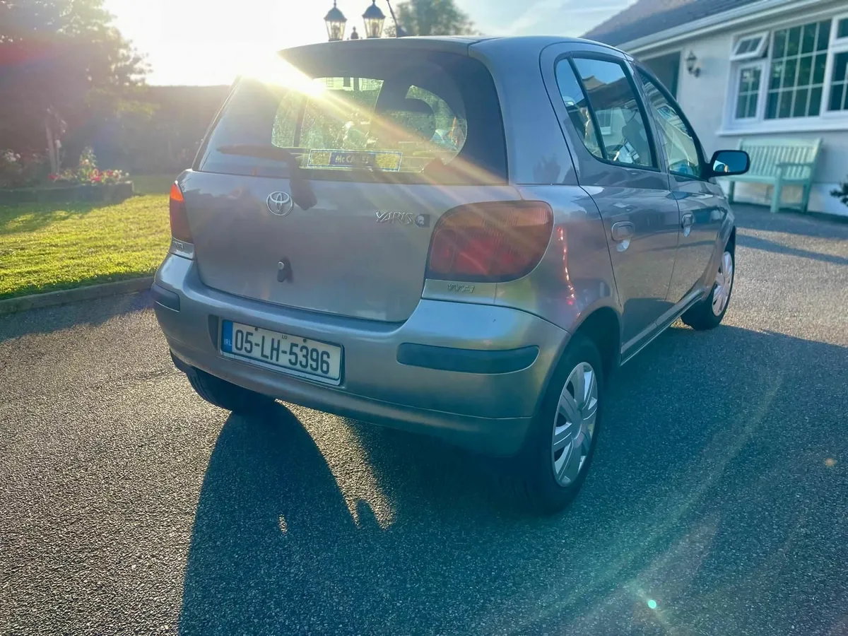 Toyota Yaris 2005 - Image 3