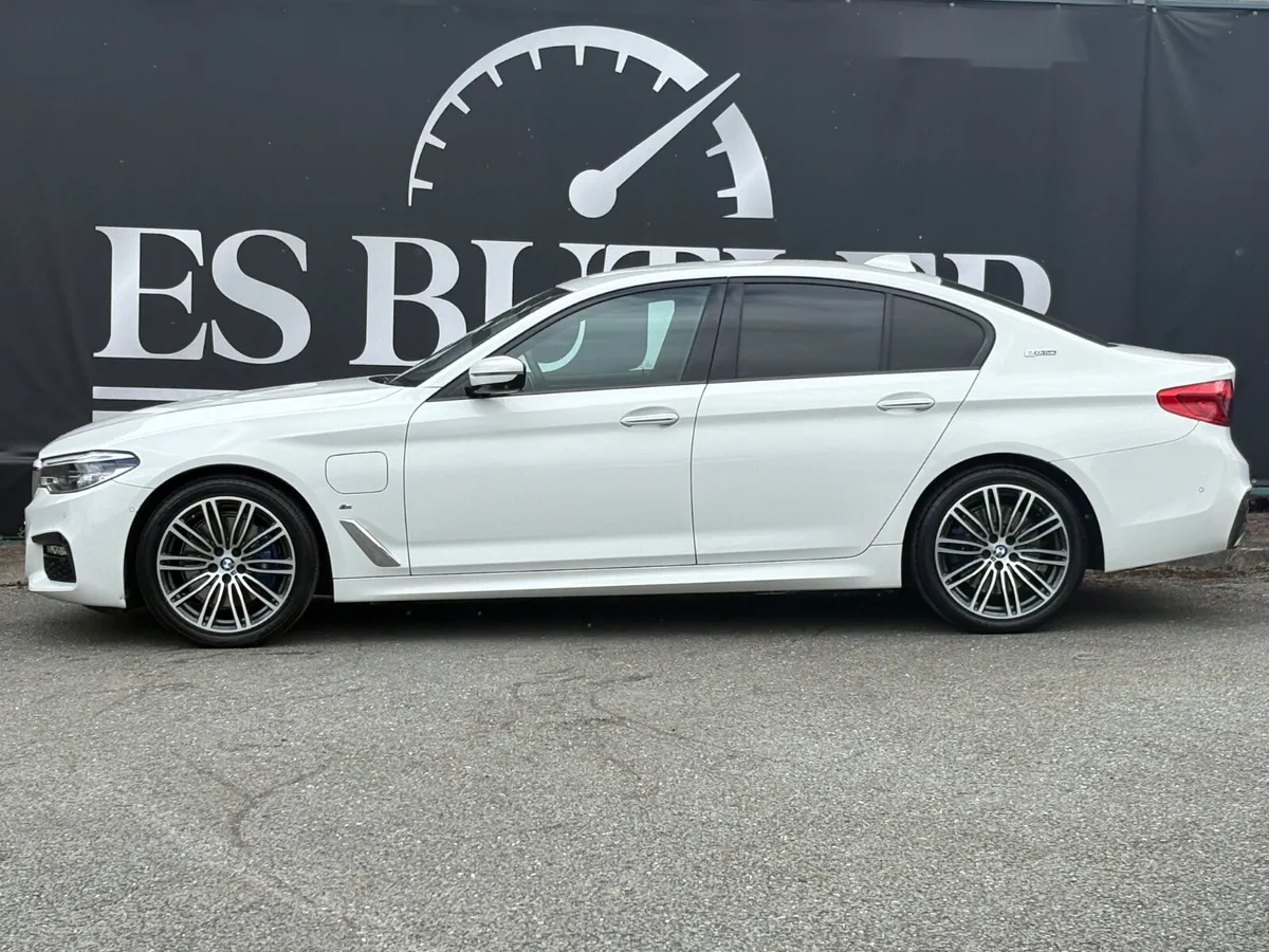 181 BMW 530E G30 MSPORT PRO *EVERY EXTRA 38,000KM - Image 4