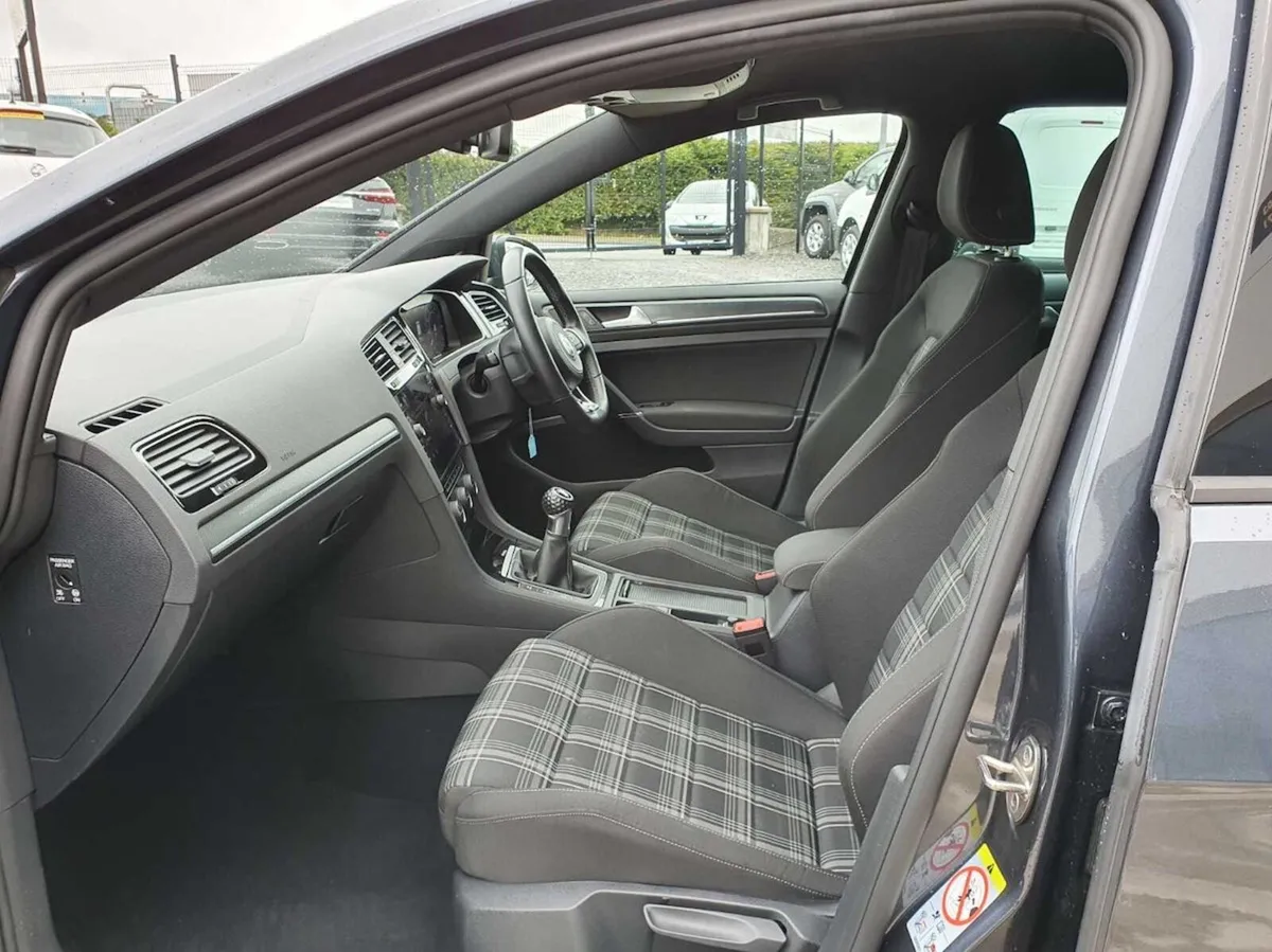 VW GOLf GTD - Image 2