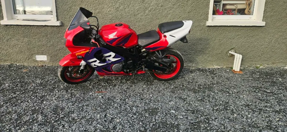 Honda fireblade - Image 4