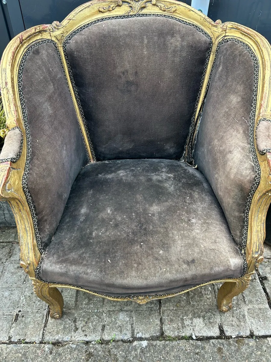 CHAIR - Image 1
