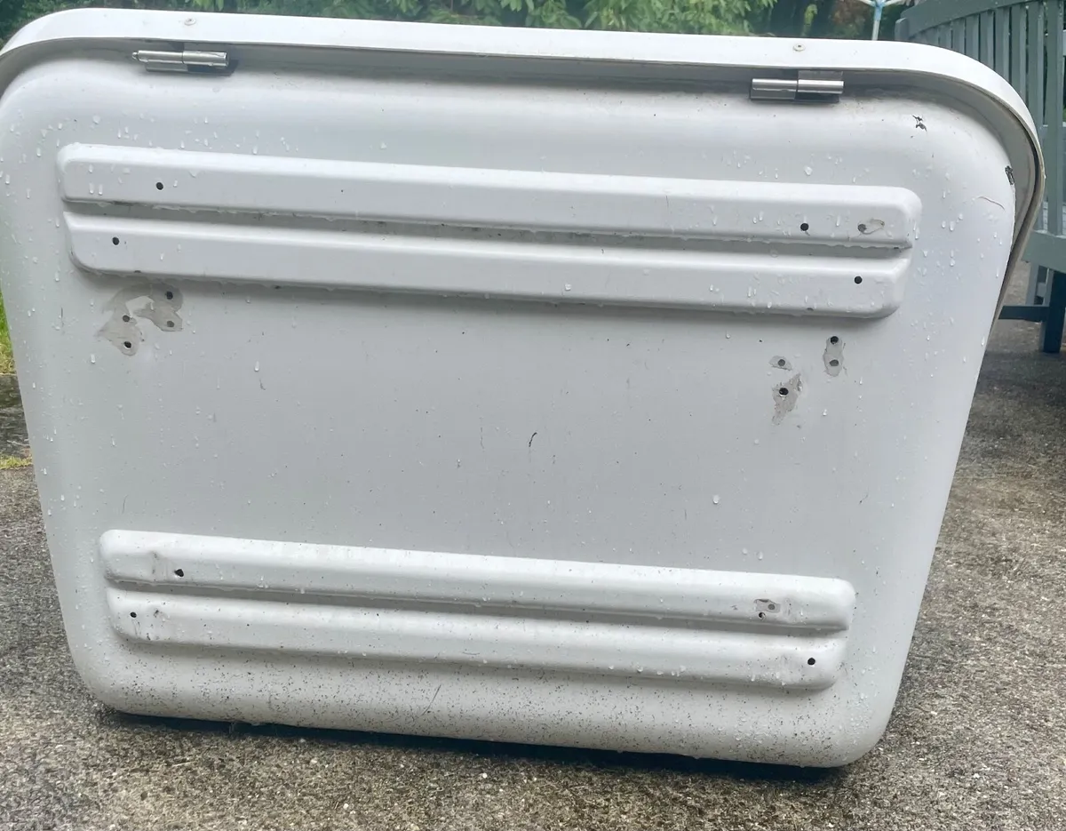 Fiamma Ultra Storage Box 320 - Image 3