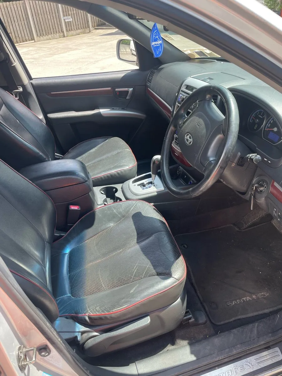 Hyundai Santa Fe - Image 4