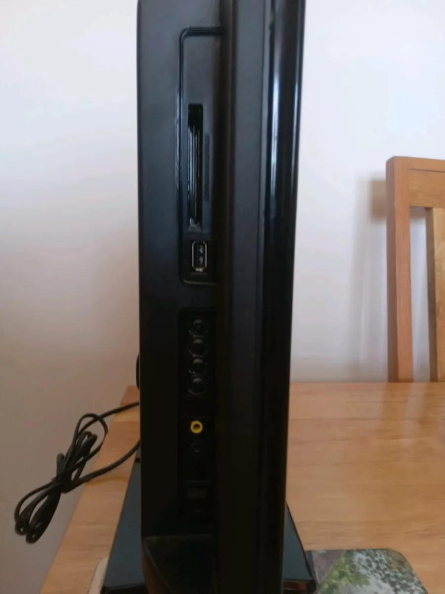 TV - Image 3