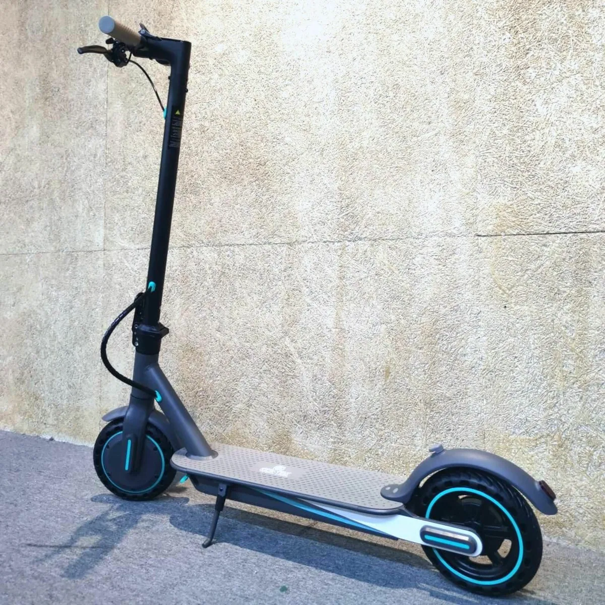 Brand New V8 365 Electric Scooter - Image 3