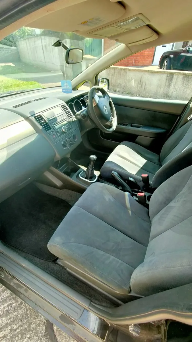 Nissan Tiida 2008 - Image 2