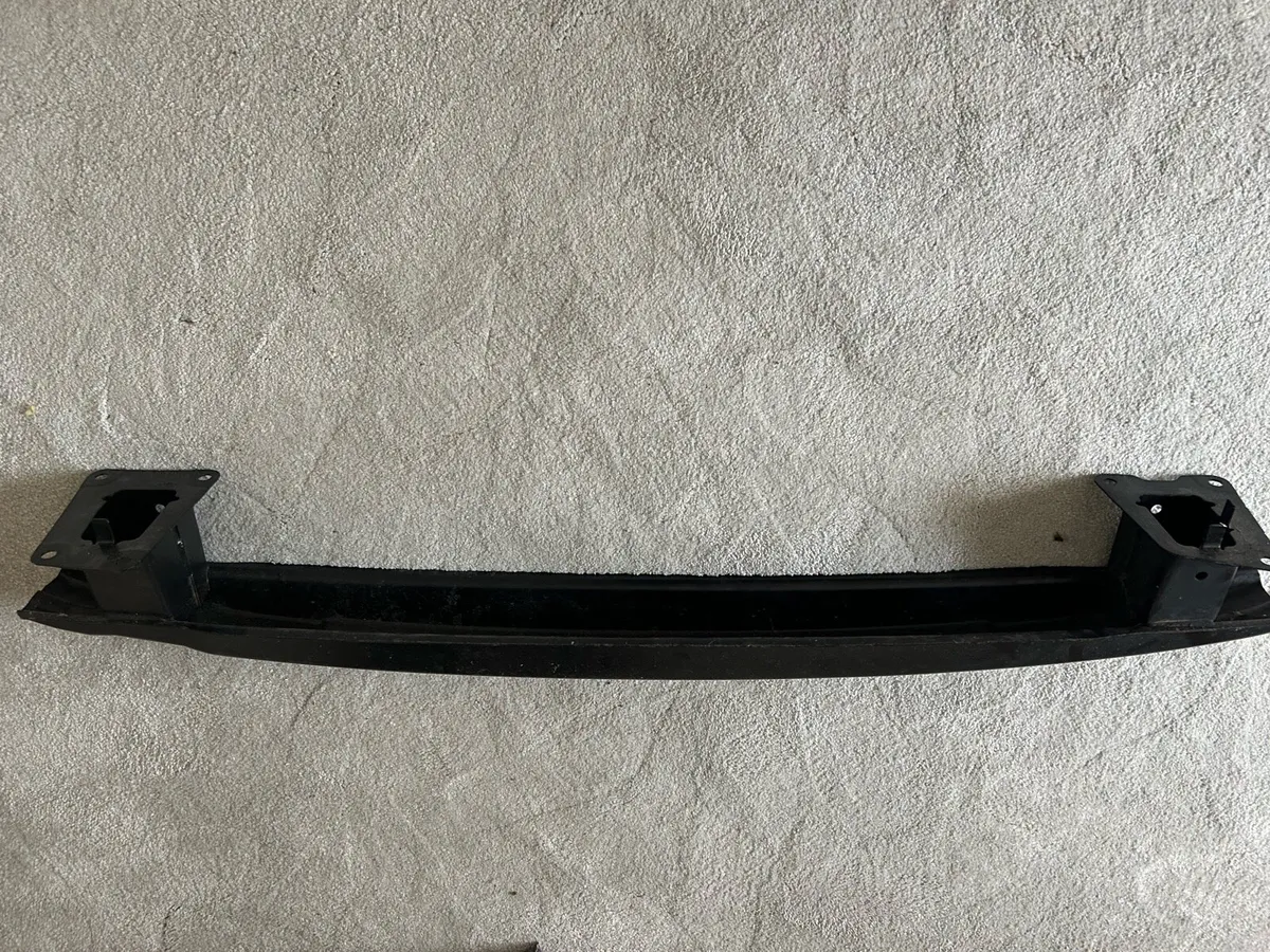 Rear bumper insert VWPassat Saloon B5 - Image 4