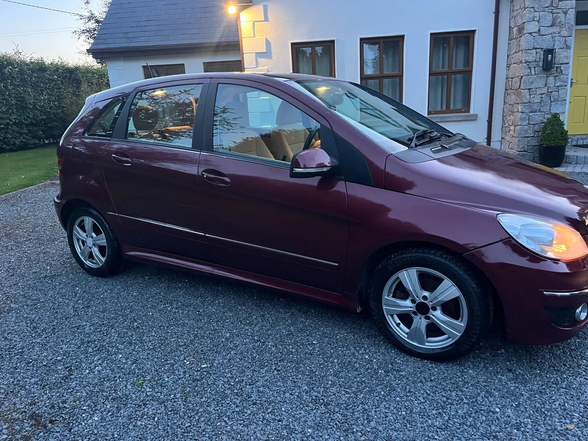 Mercedes - Image 4