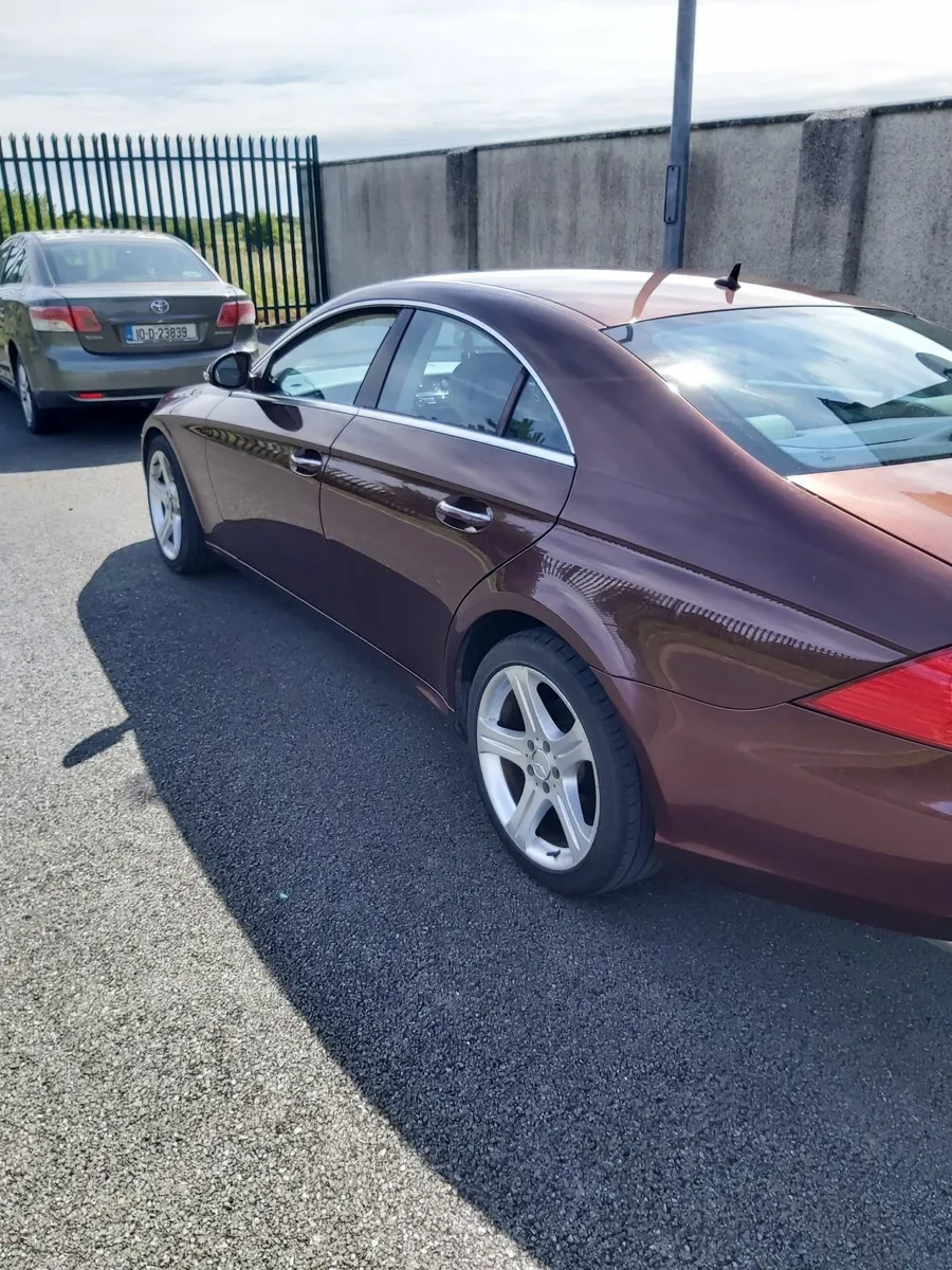 Mercedes-Benz CLS 2008 - Image 2