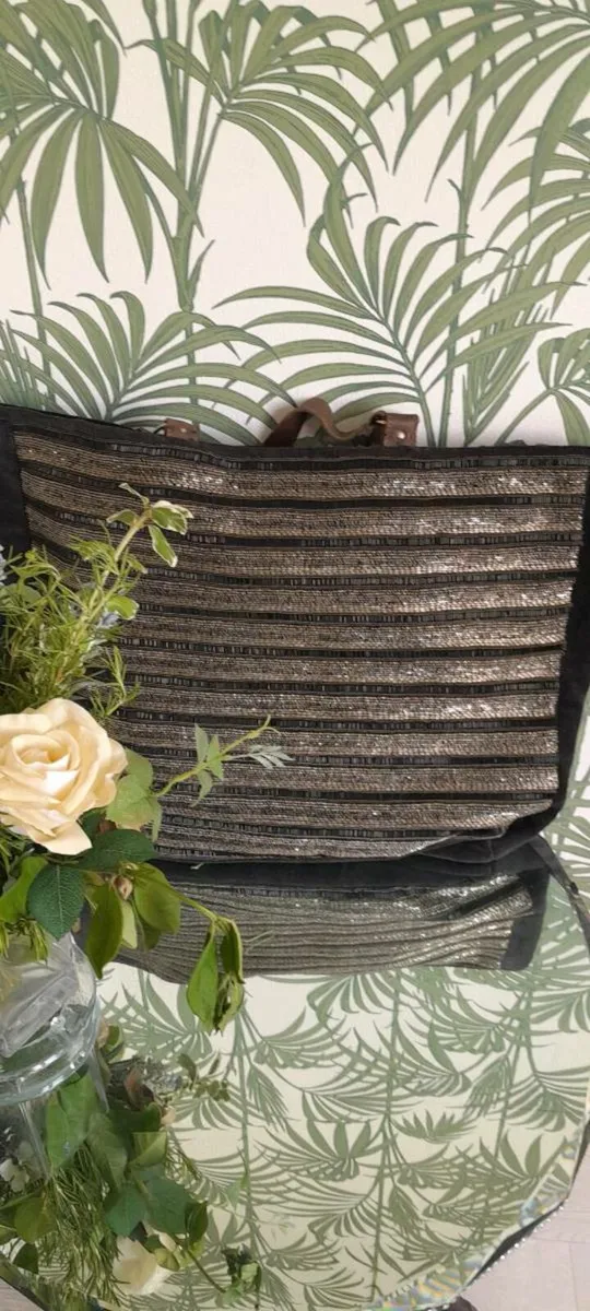 Classy dark beaded bag - Image 3