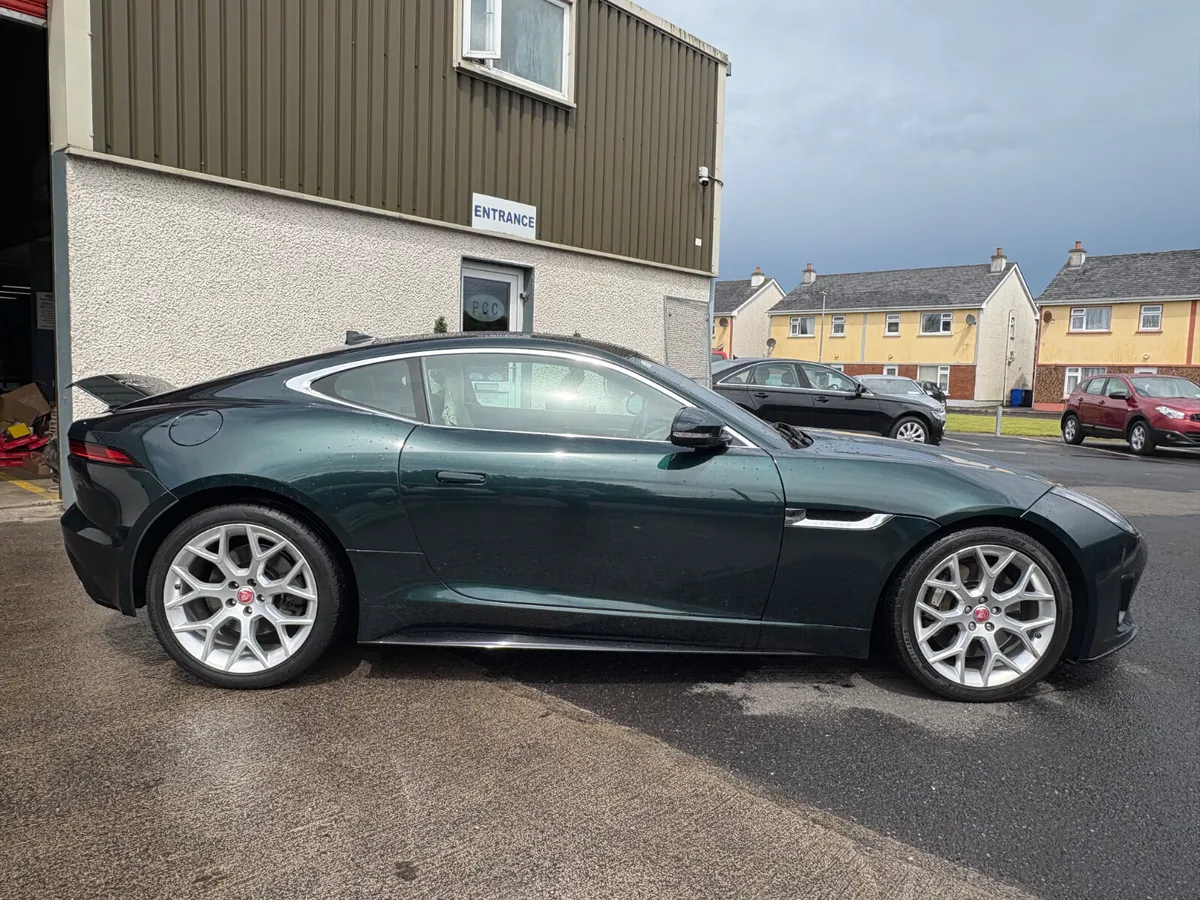 Jaguar F-Type R Dynamic 300Bhp 2018 - Image 3
