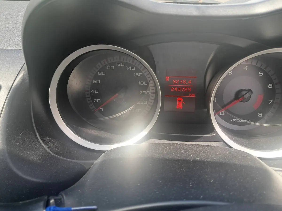 Mitsubishi Lancer 2008 - Image 2
