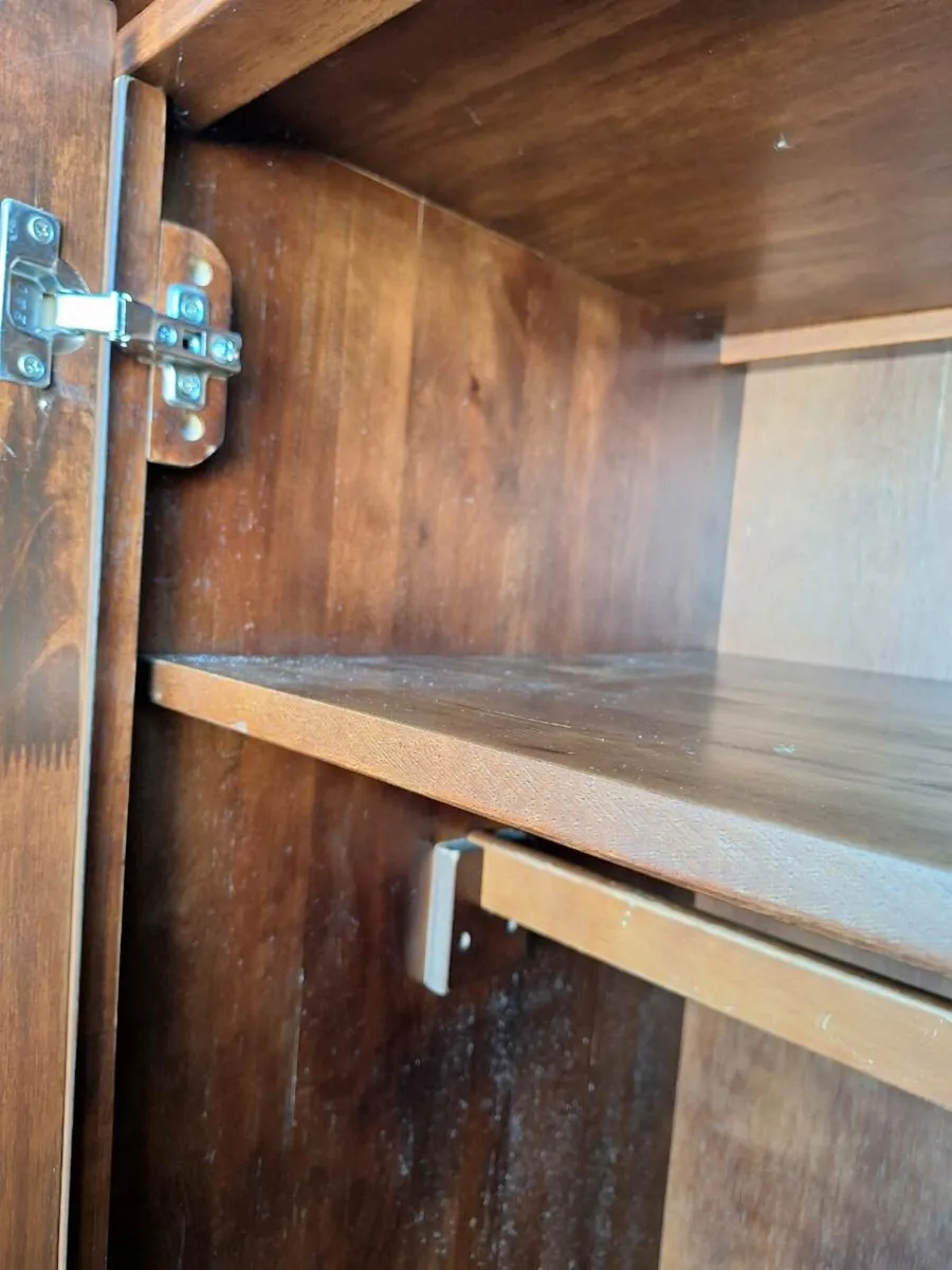 Heavy wooden wardrobe (DELIVERY) - Image 3