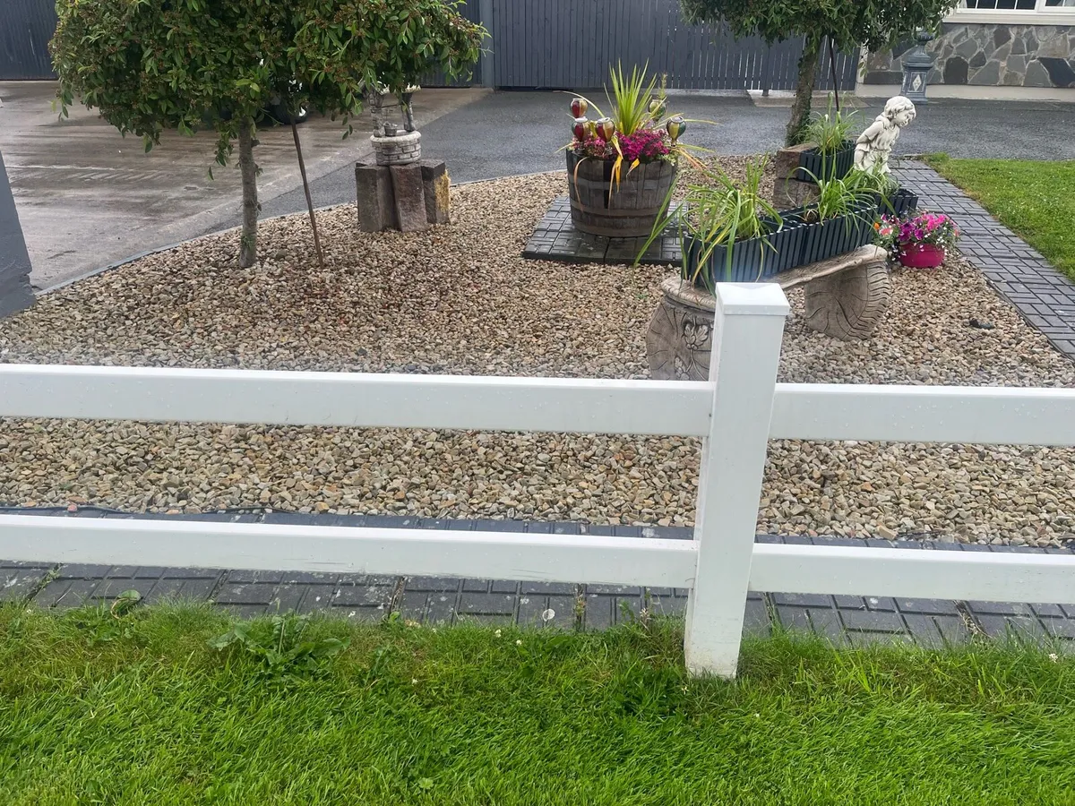 Fence - Image 2