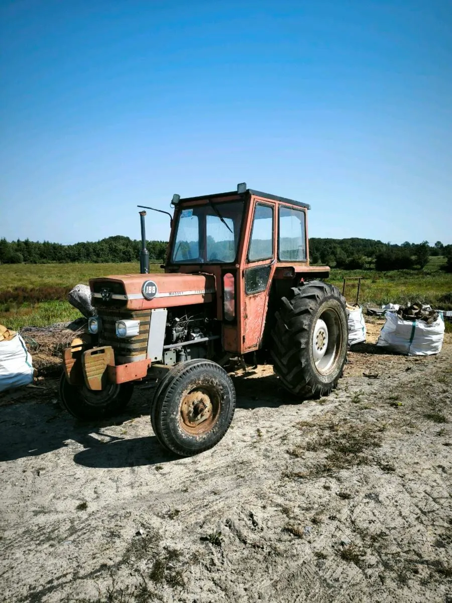 Massey Ferguson - Image 1