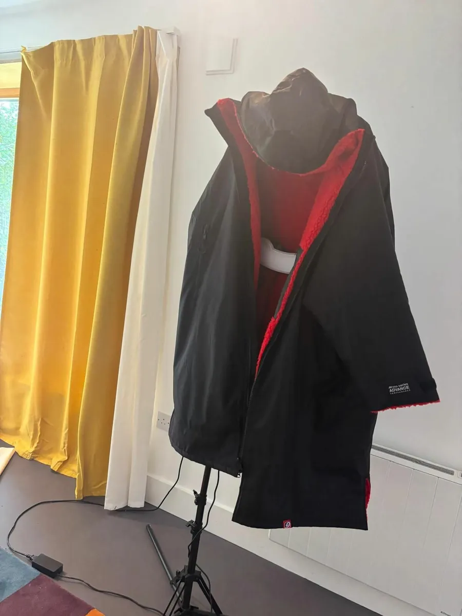 Dry Robe Ireland (Red and Black) M - Image 4