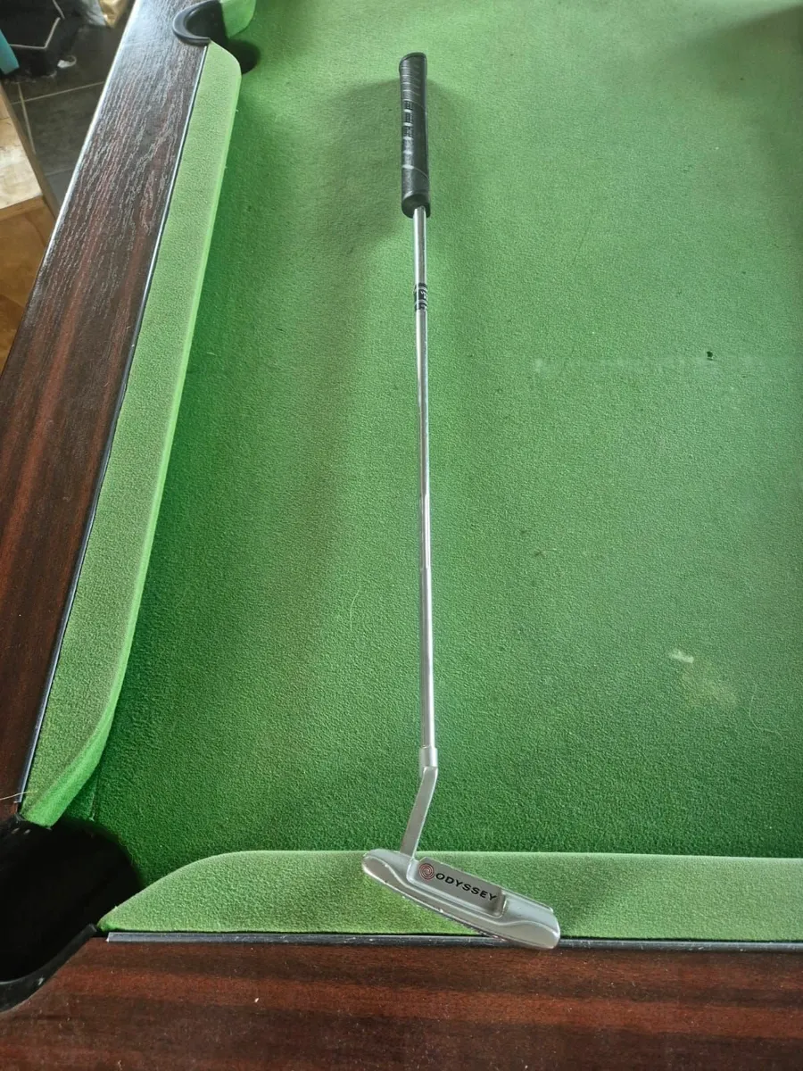 Odyssey White Hot Blade Putter - Image 3