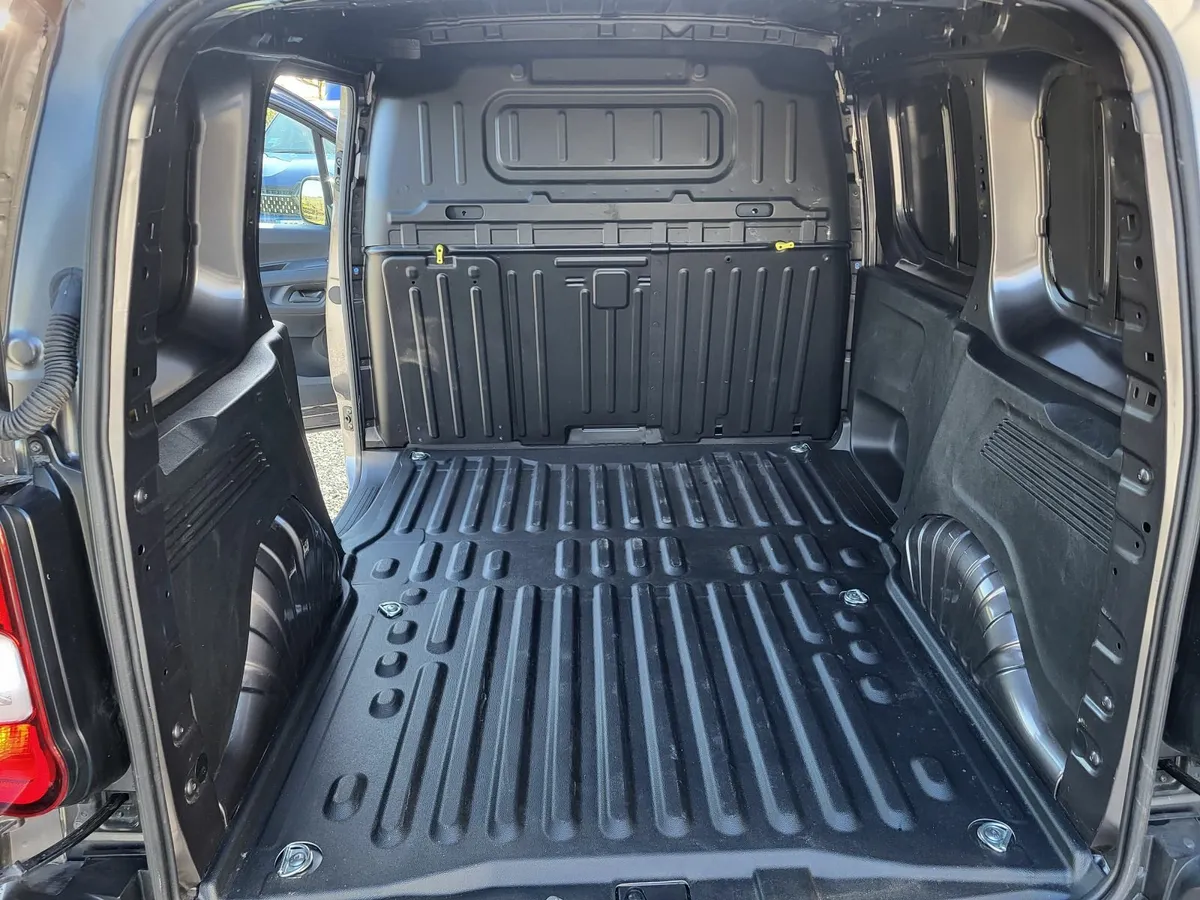 Fiat Doblo Tecnico - Image 2