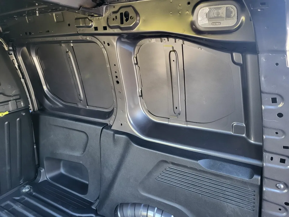 Fiat Doblo Tecnico - Image 3