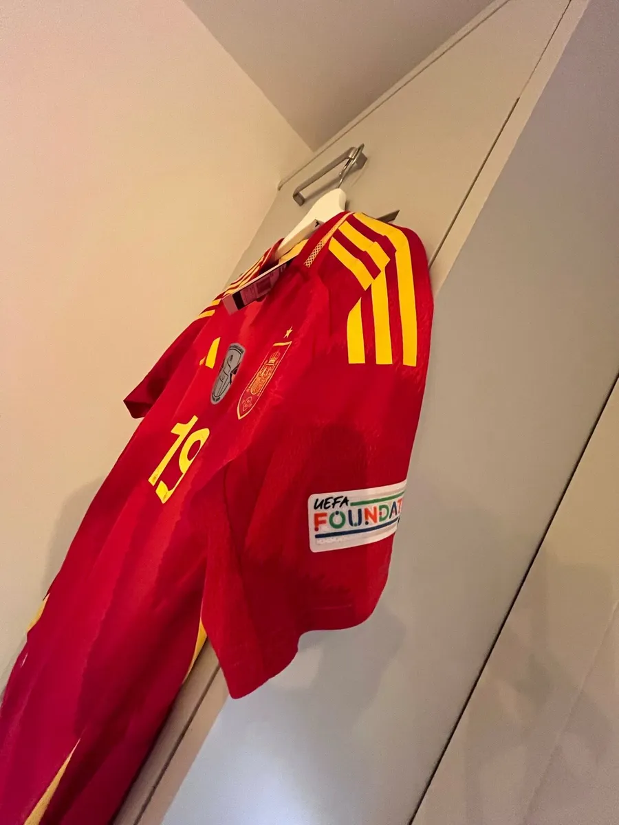 Adidas Spain red size L - Image 2
