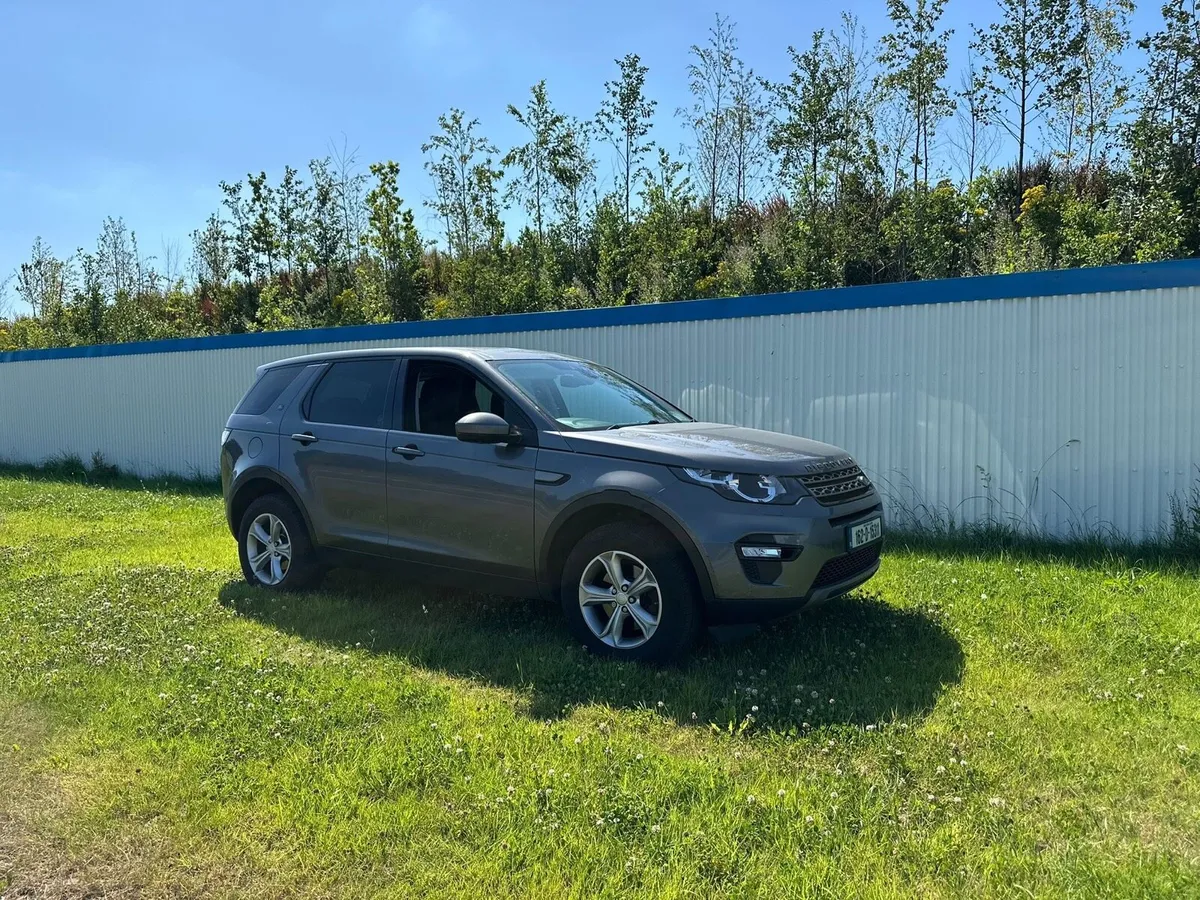 Land Rover Discovery Automatic NCT 08/26 Tax 09/25 - Image 2