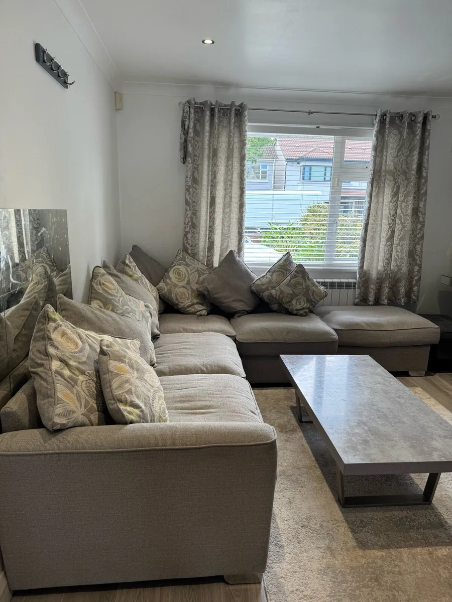 L Couch and swivel chair - Image 1