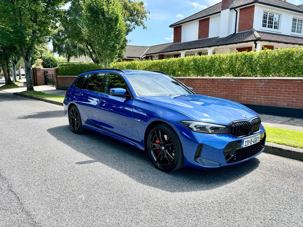 BMW 330e M-Sport touring - Image 1