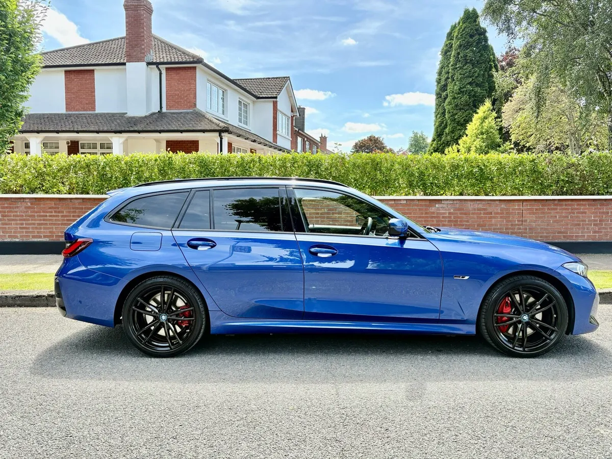 BMW 330e M-Sport touring - Image 3