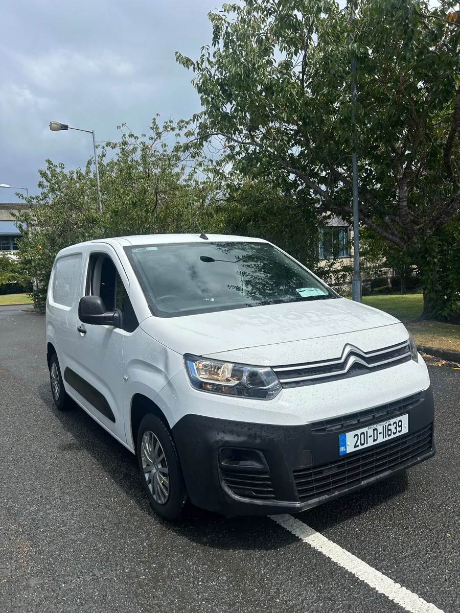 201 Citroen Berlingo INCLUDES VAT - Image 3