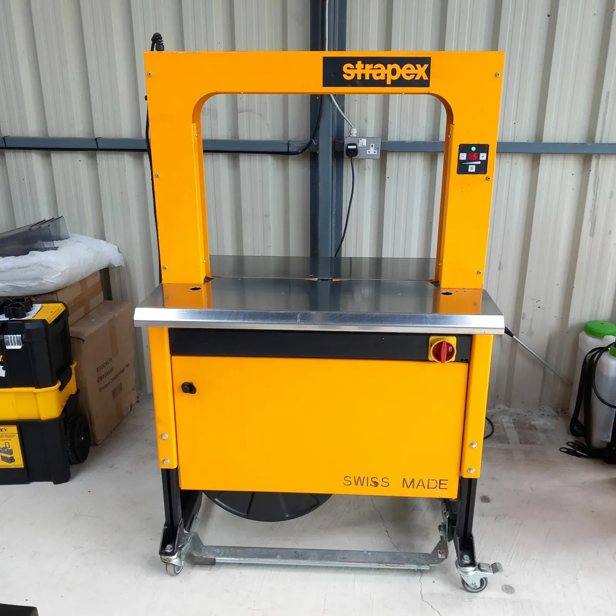Strapex Strapping / packaging Machine - Image 1