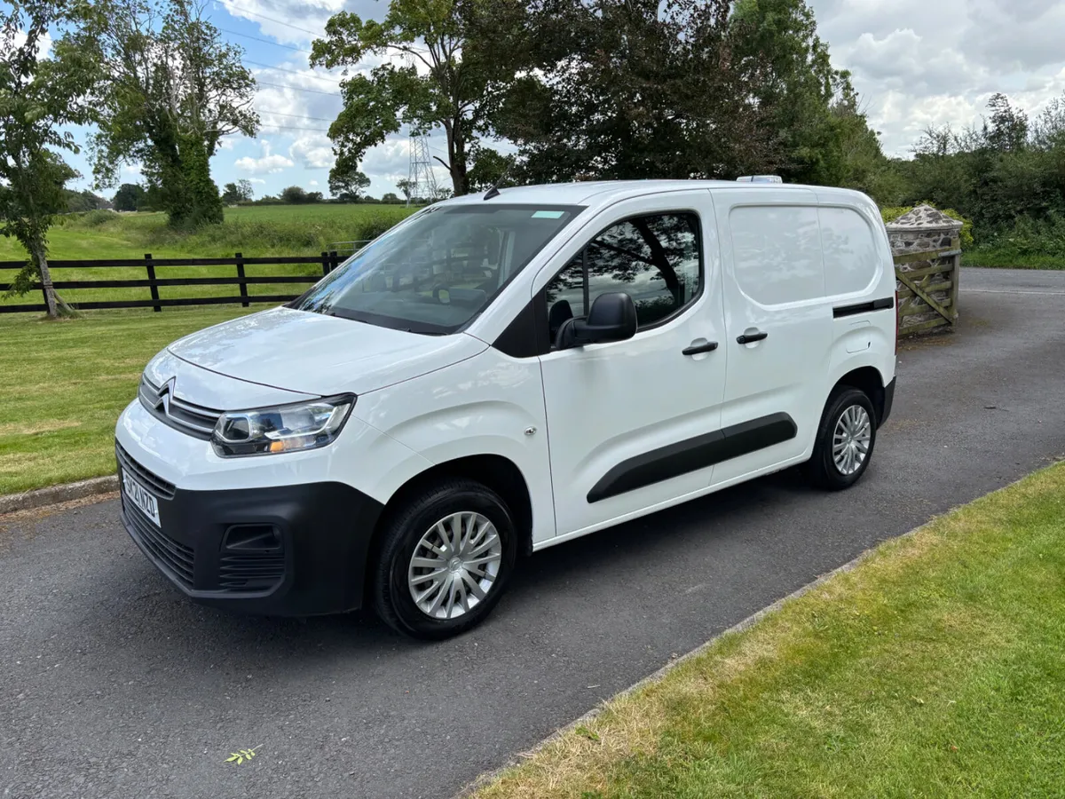 2021 Citroen Berlingo diesel van - Image 1