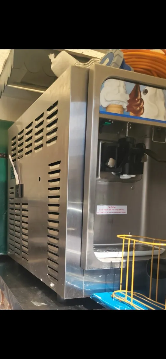 Ice cream machine - Image 2