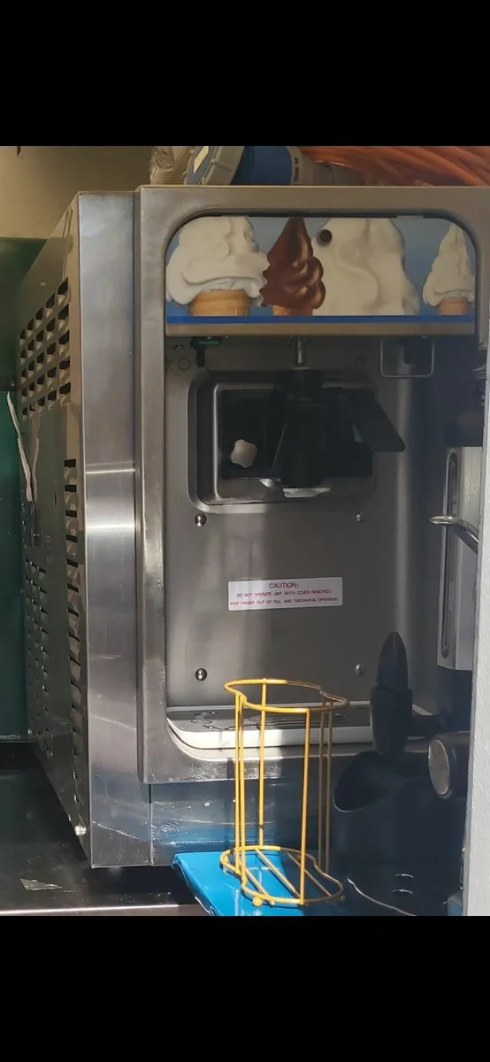 Ice cream machine - Image 4