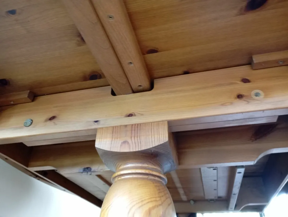 Solid Pine kitchen table - Image 2