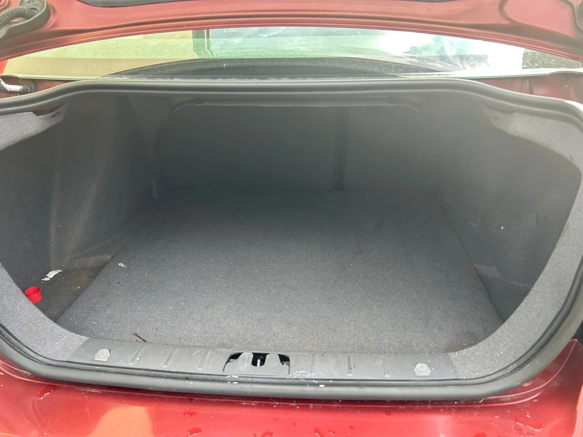 Volvo S40 2007 - Image 2