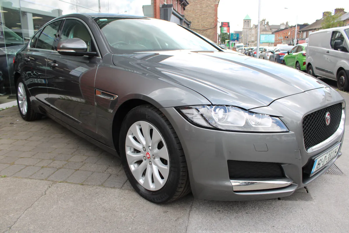 Jaguar XF 2.0 PRESTIGE ECO AUTO 2016 - Image 2