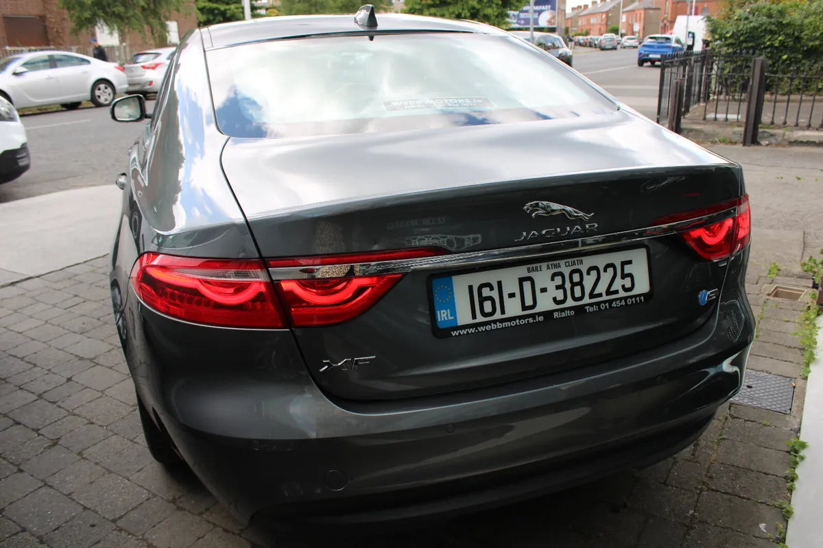 Jaguar XF 2.0 PRESTIGE ECO AUTO 2016 - Image 4