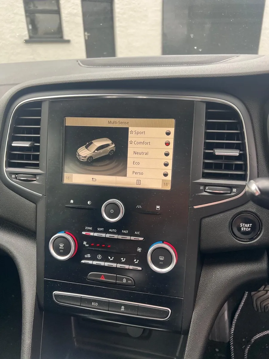 Renault Megane 2017 - Image 3