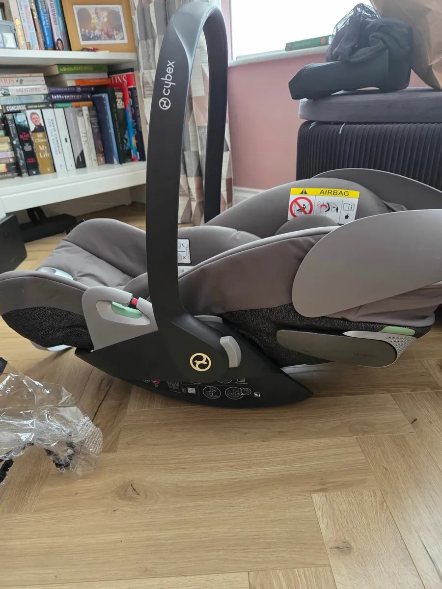 Cybex Baby car seat - Image 2