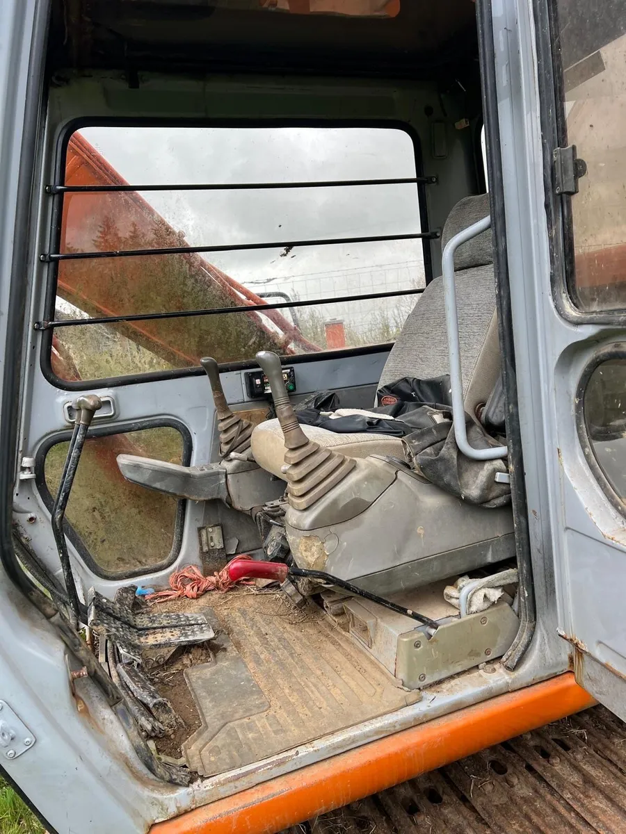 Fiat Hitachi Digger - Image 4