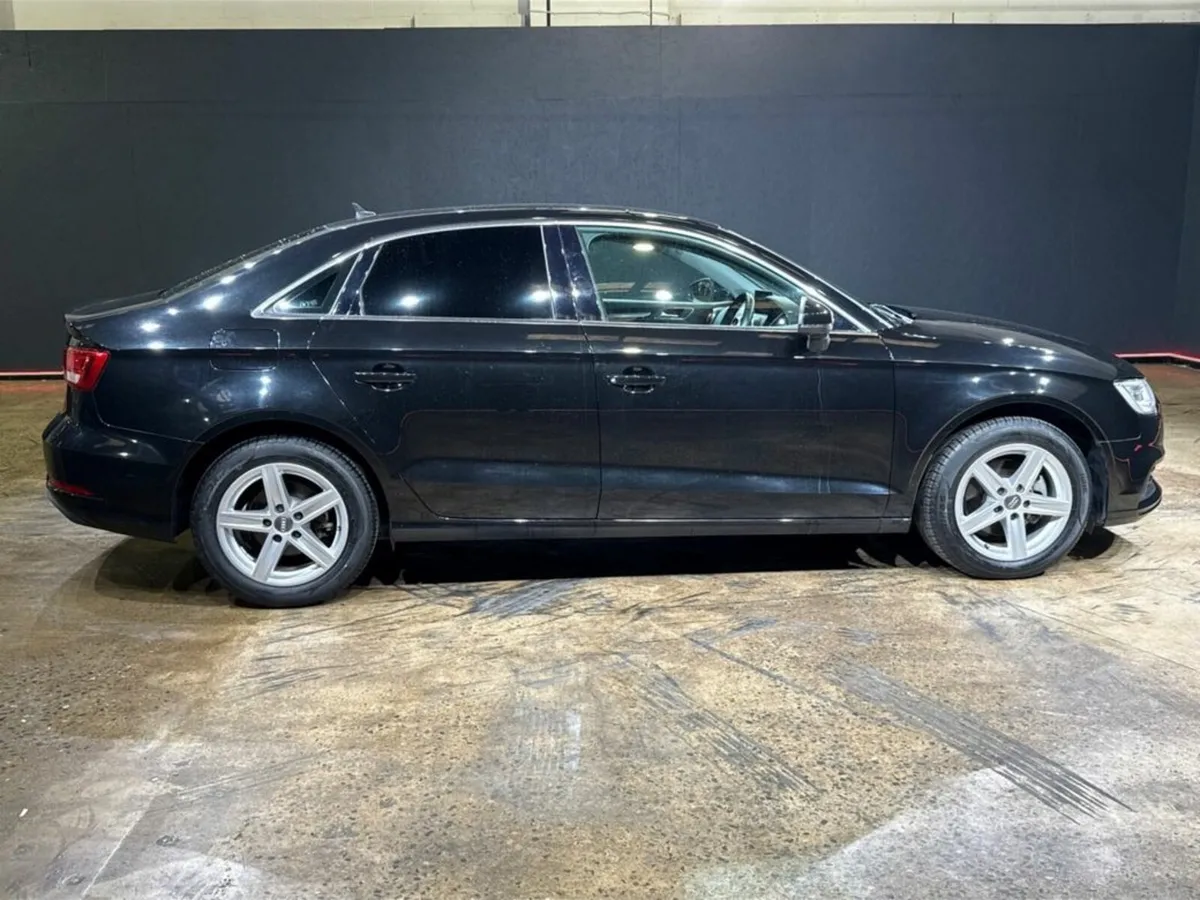 Audi A3 1.4 TFSI AUTOMATIC - REVERSE CAMERA - Image 4