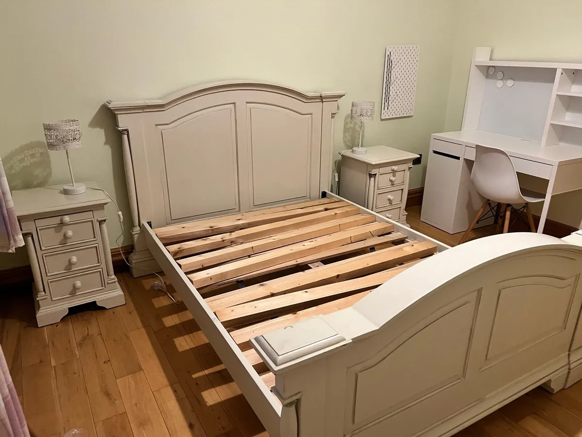 Complete Bedroom Furniture Set - Image 4