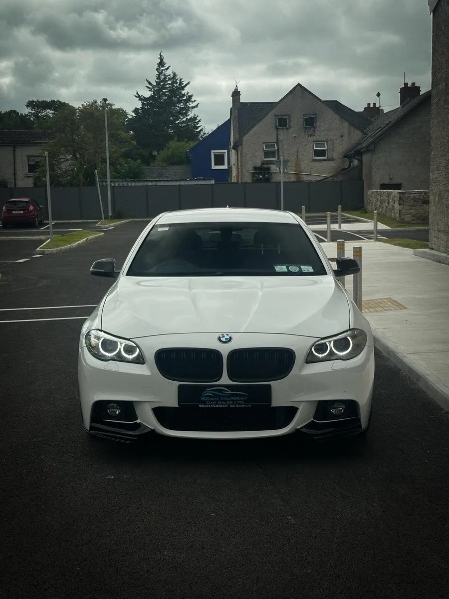 BMW 5-Series 2016 - Image 3