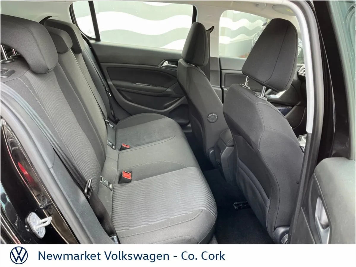 Peugeot 308 1.6 HDI 100BHP Active 5 Door Hatchback - Image 4