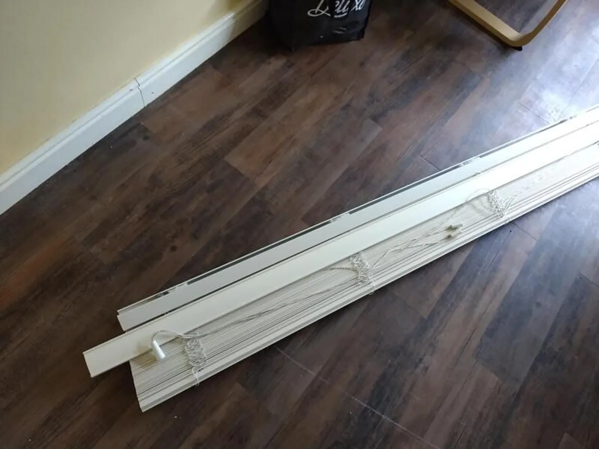 Venetian Blinds - Image 3