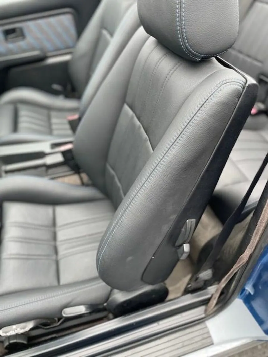 BMW 3-Series 1992 - Image 4